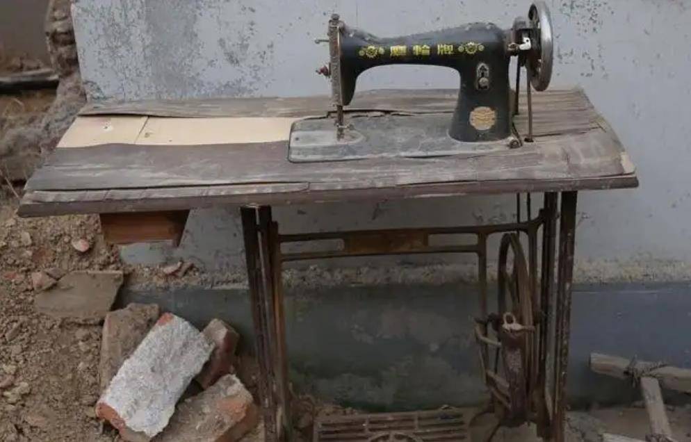 其中一件回收价近10万！家里有的别乱扔马竞合作伙伴70年代“老物件”值钱了？(图4)