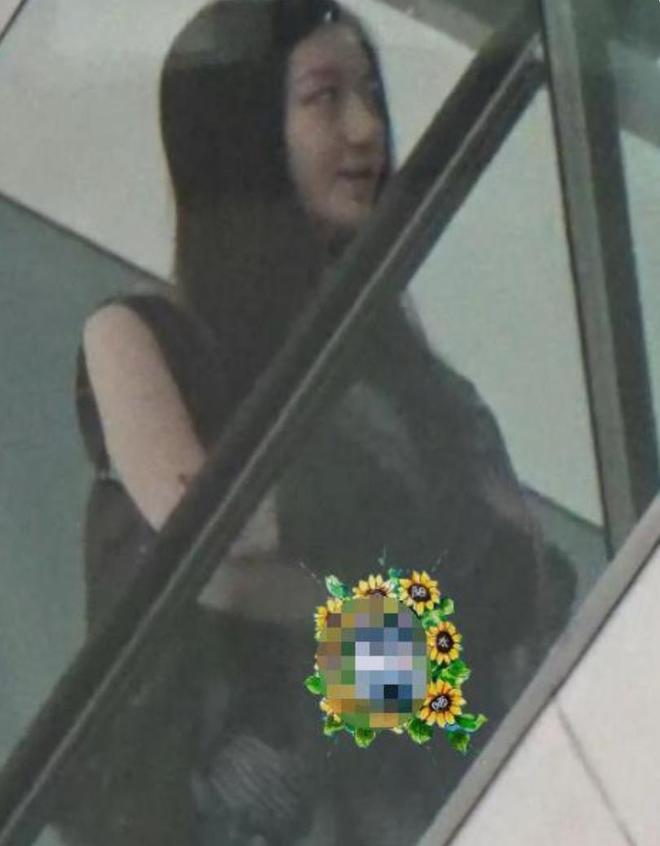 复好了逛奢侈品店像极了富家千金19岁李嫣容貌大变兔唇完全修(图18)