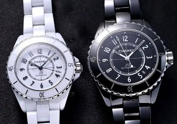 秘最受追捧的5大女性腕表品牌!机械表大师:戴出女王范儿!揭(图5) 秘最受追捧的5大女性腕表品牌!机械表大师:戴出女王范儿!揭(图5)